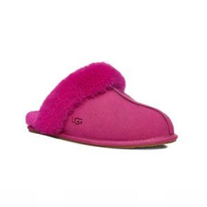 #149 Women's UGG Scuffette II in Dragonfruit House Slippers